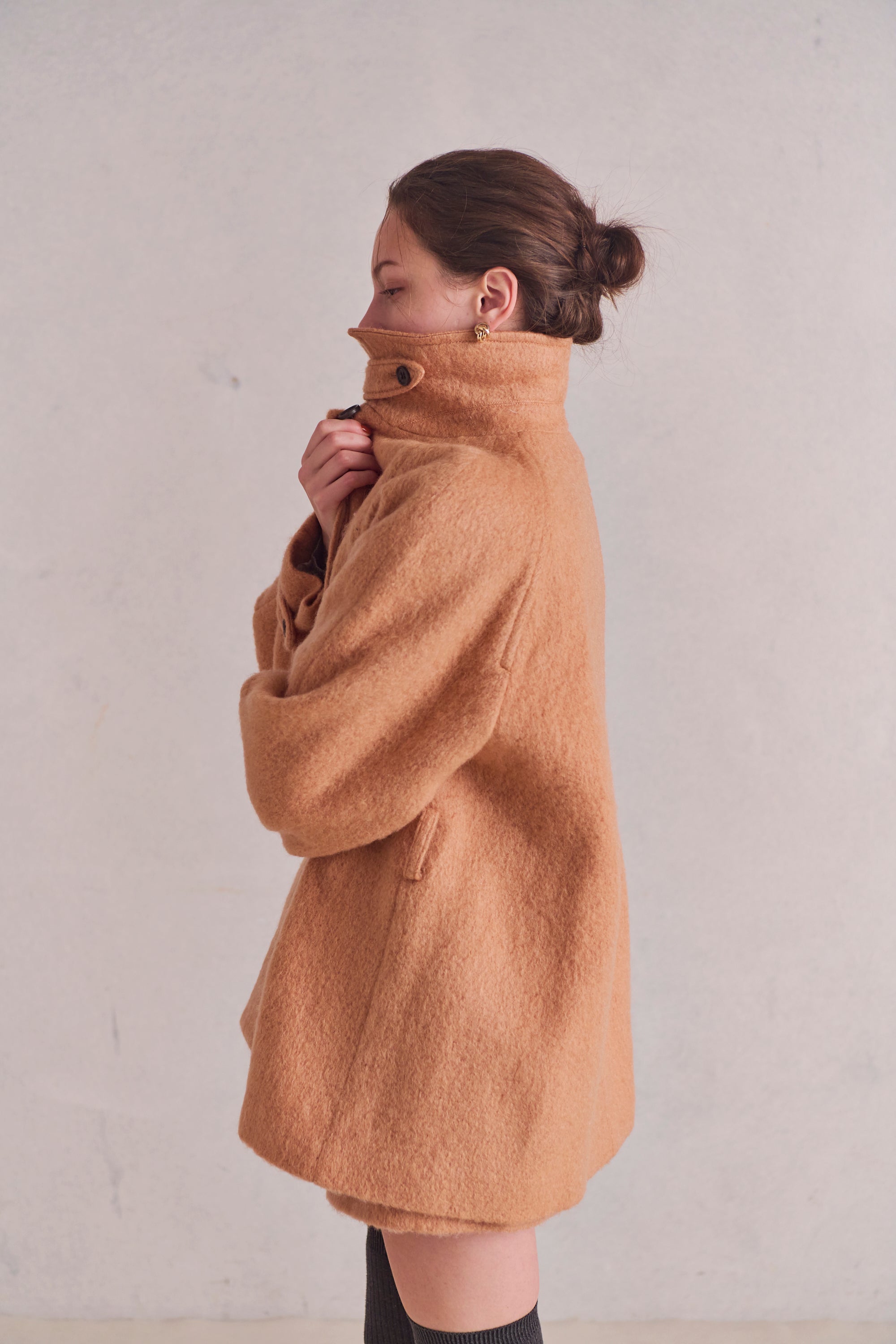 Loop cut shaggy coat
