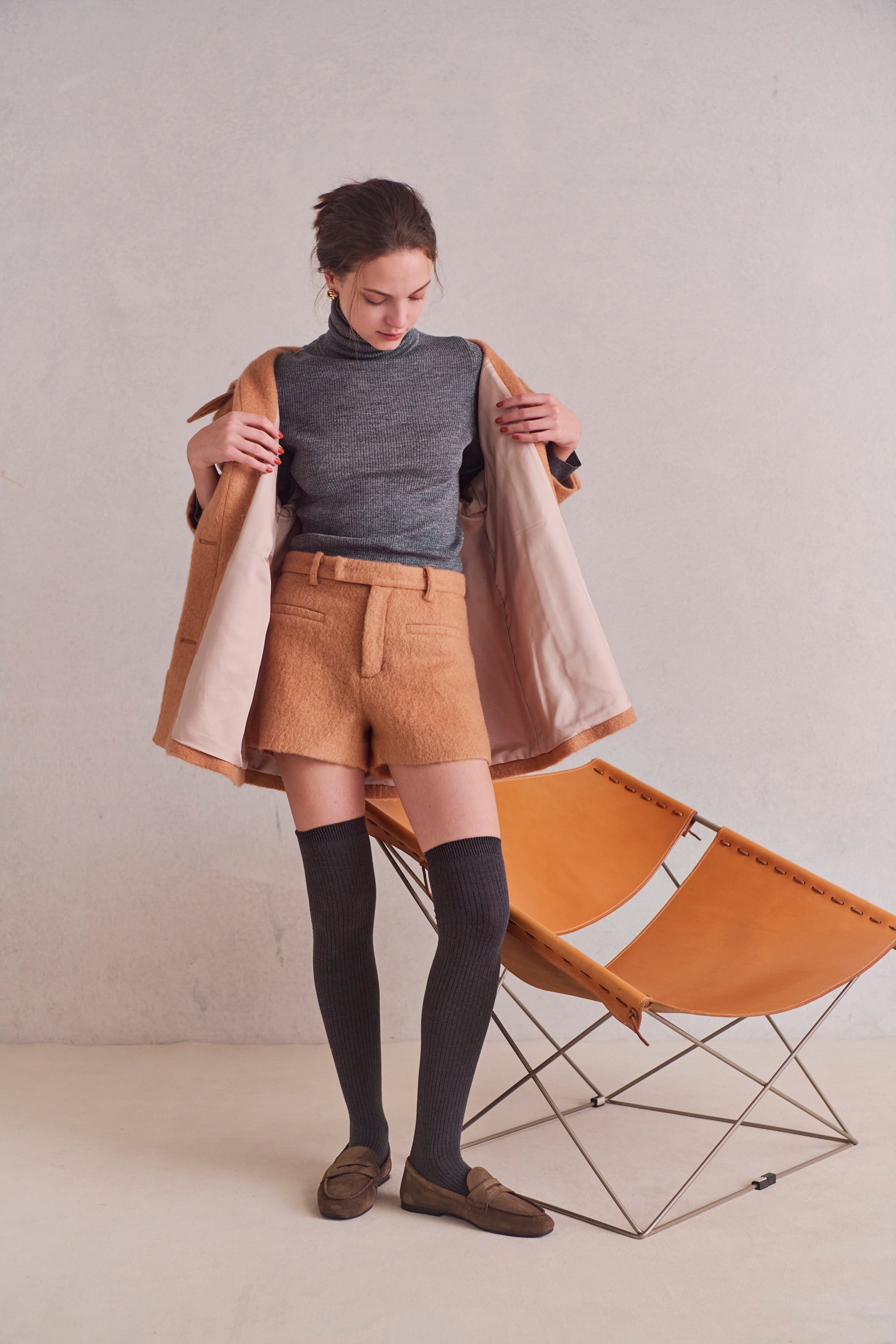 Loop cut shaggy shortpants