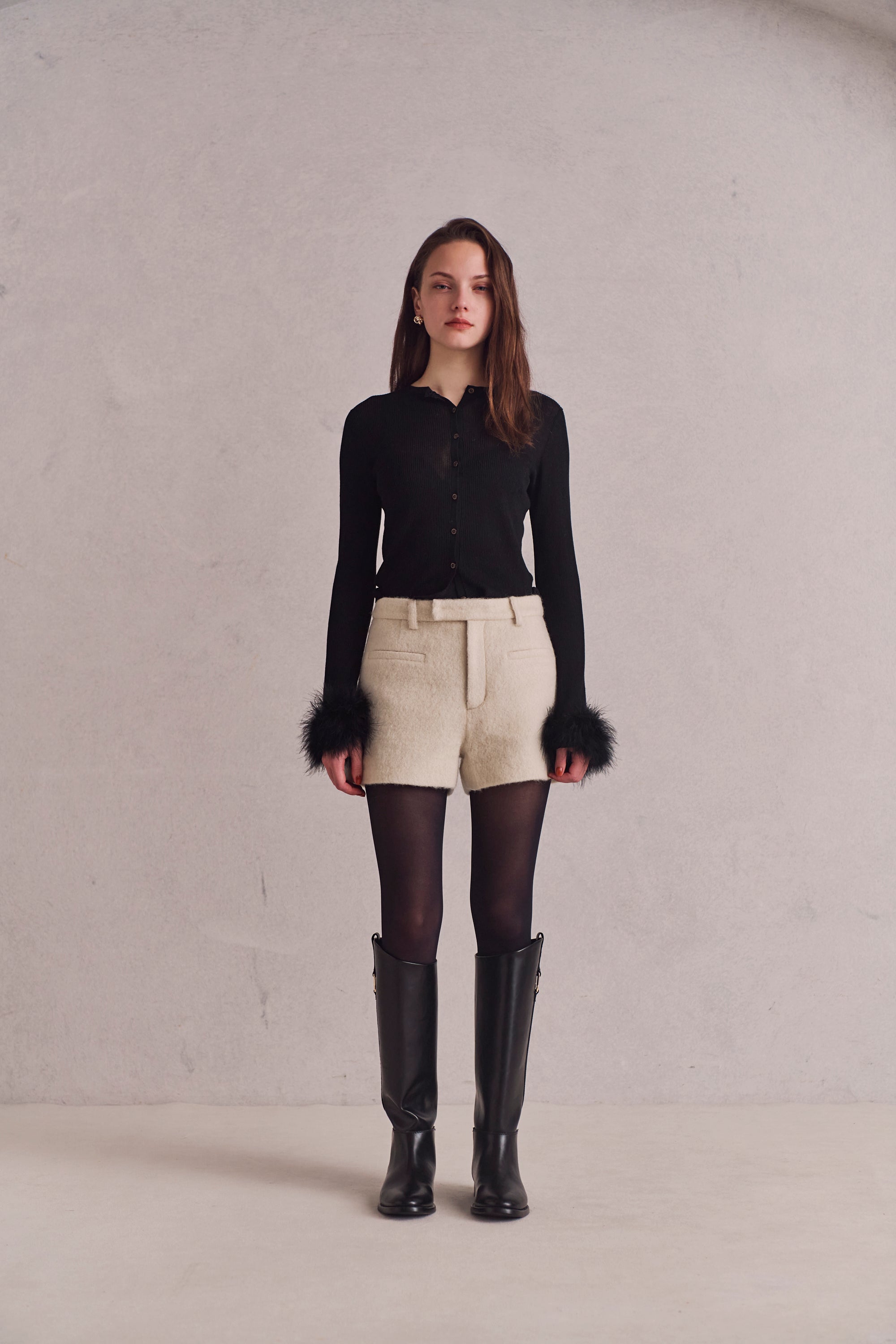 Loop cut shaggy shortpants