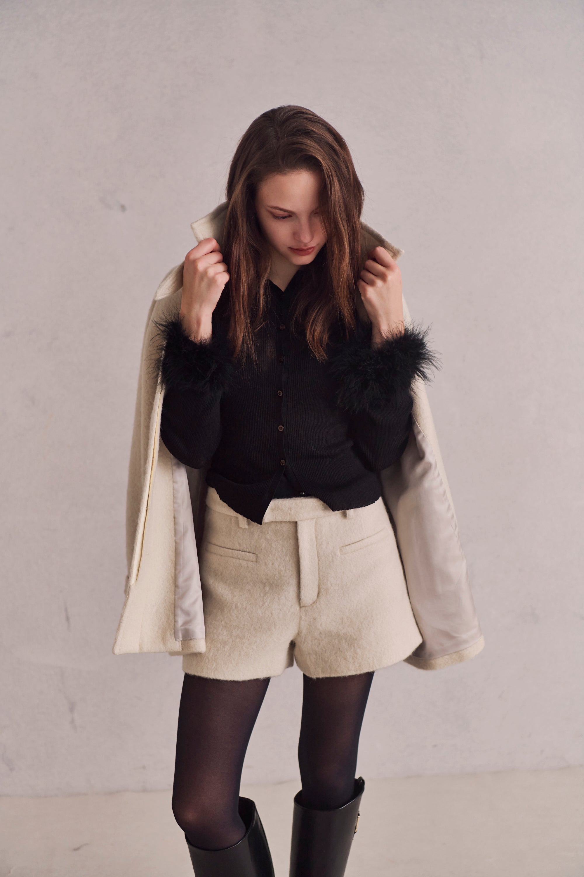 Loop cut shaggy shortpants