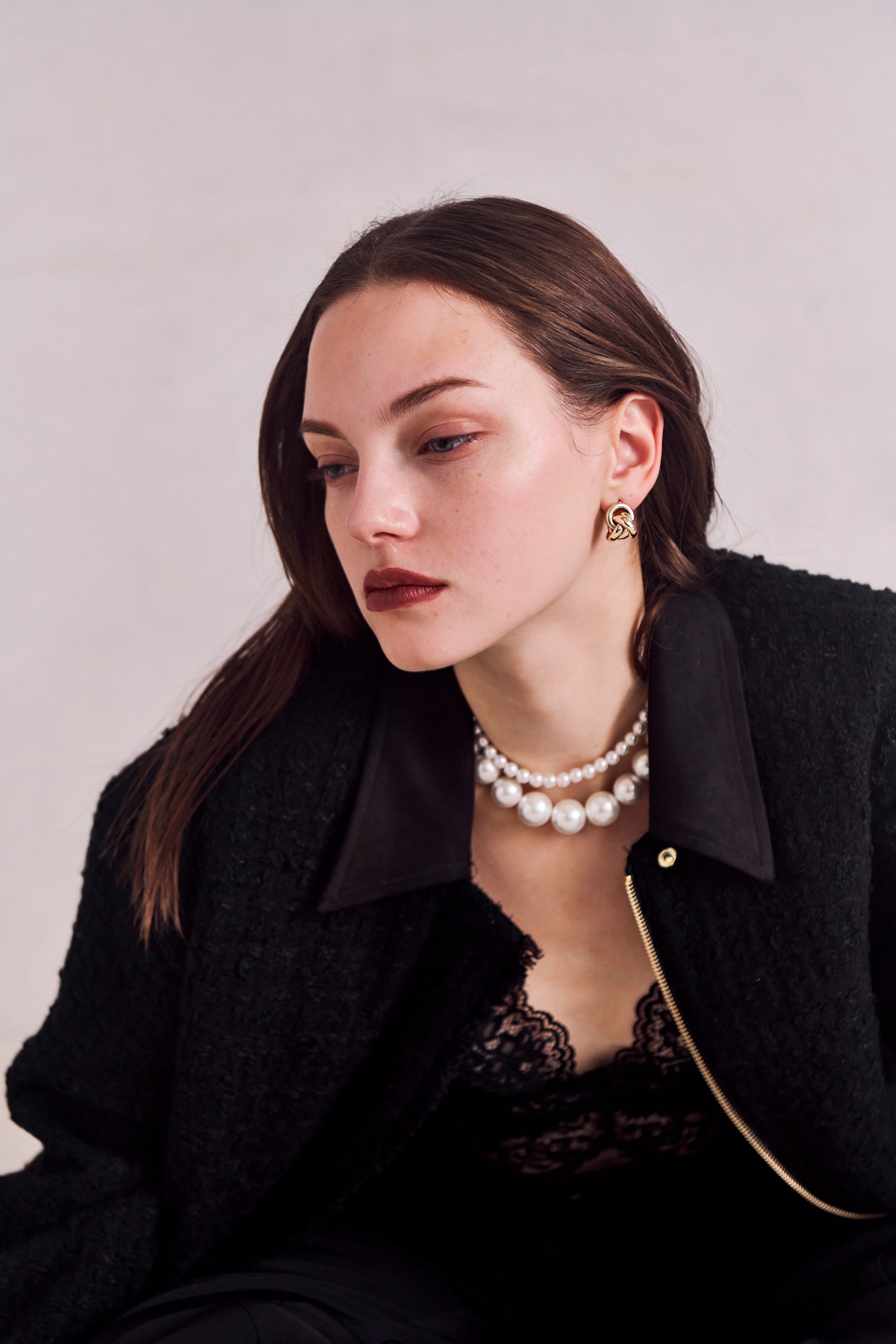Big pearl necklace