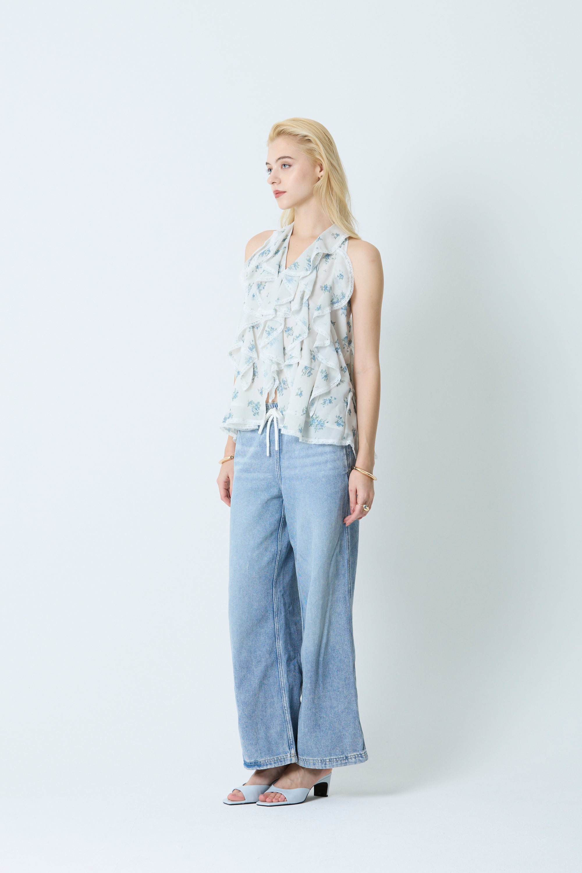 "Blurred flowers" Ruffle blouse