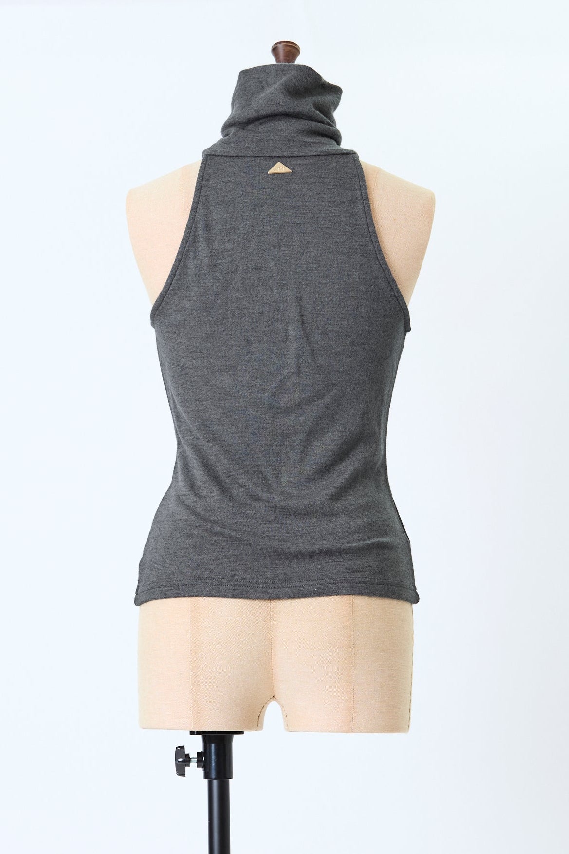 Halter neck wool tops