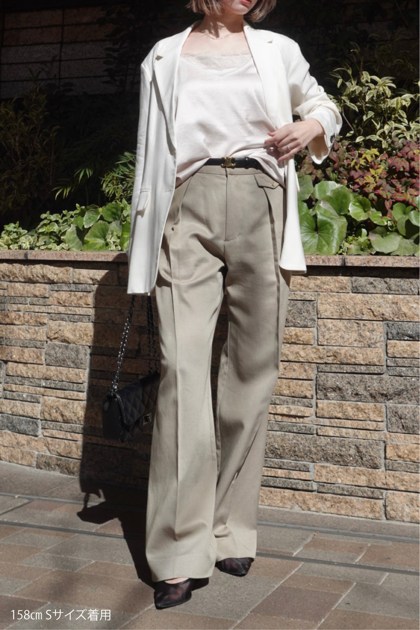 Flap straight pants
