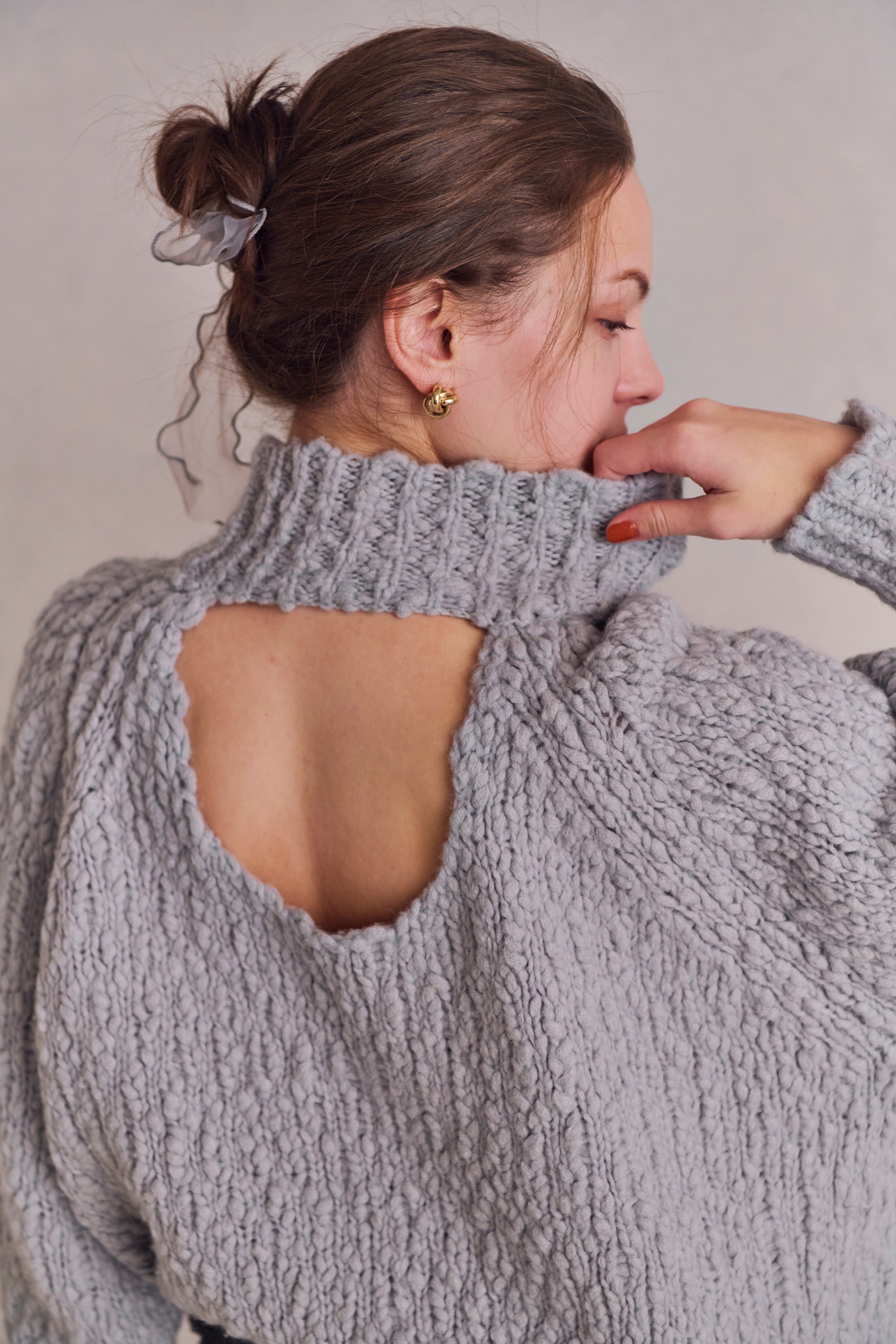 Back-open slubyarn knit