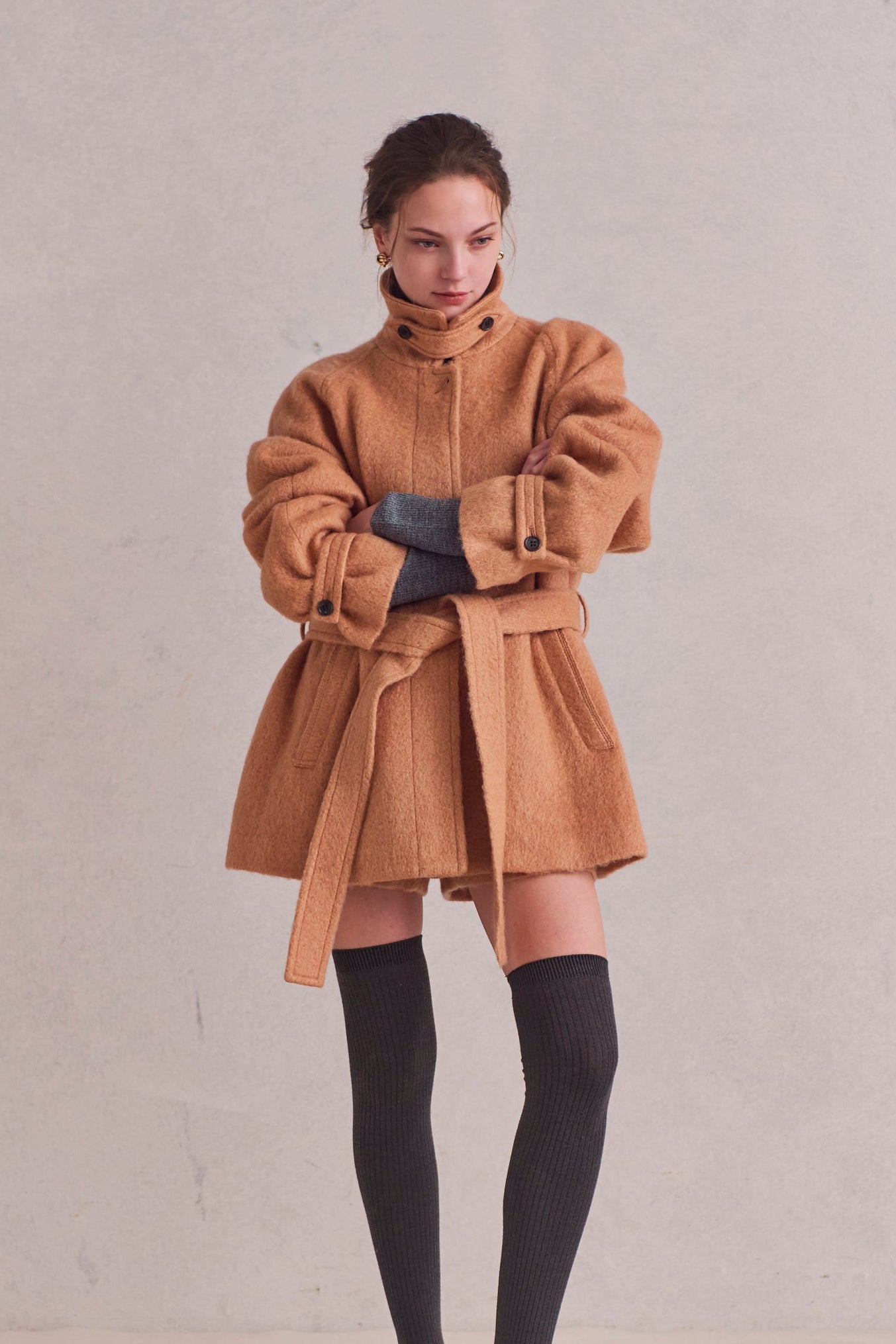 Loop cut shaggy coat