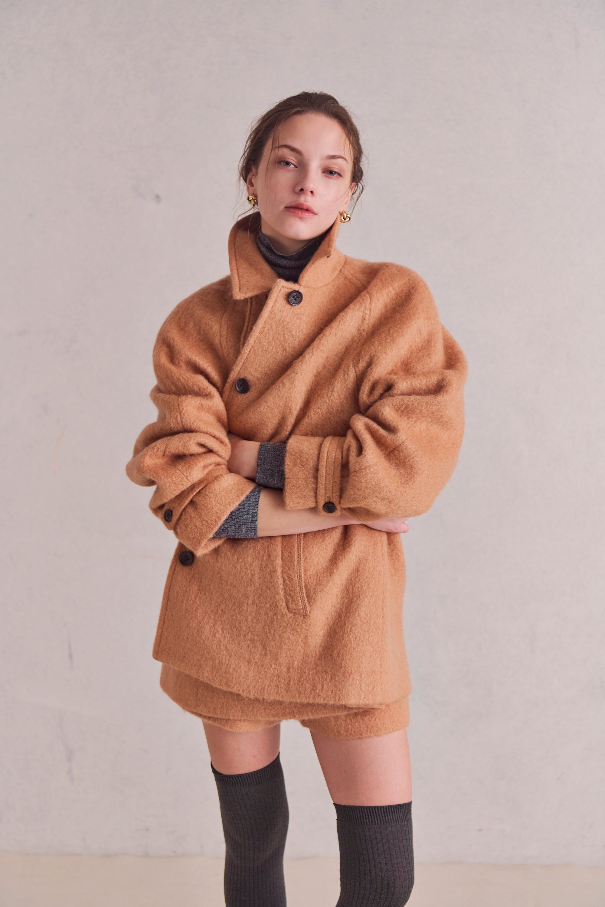 Loop cut shaggy coat