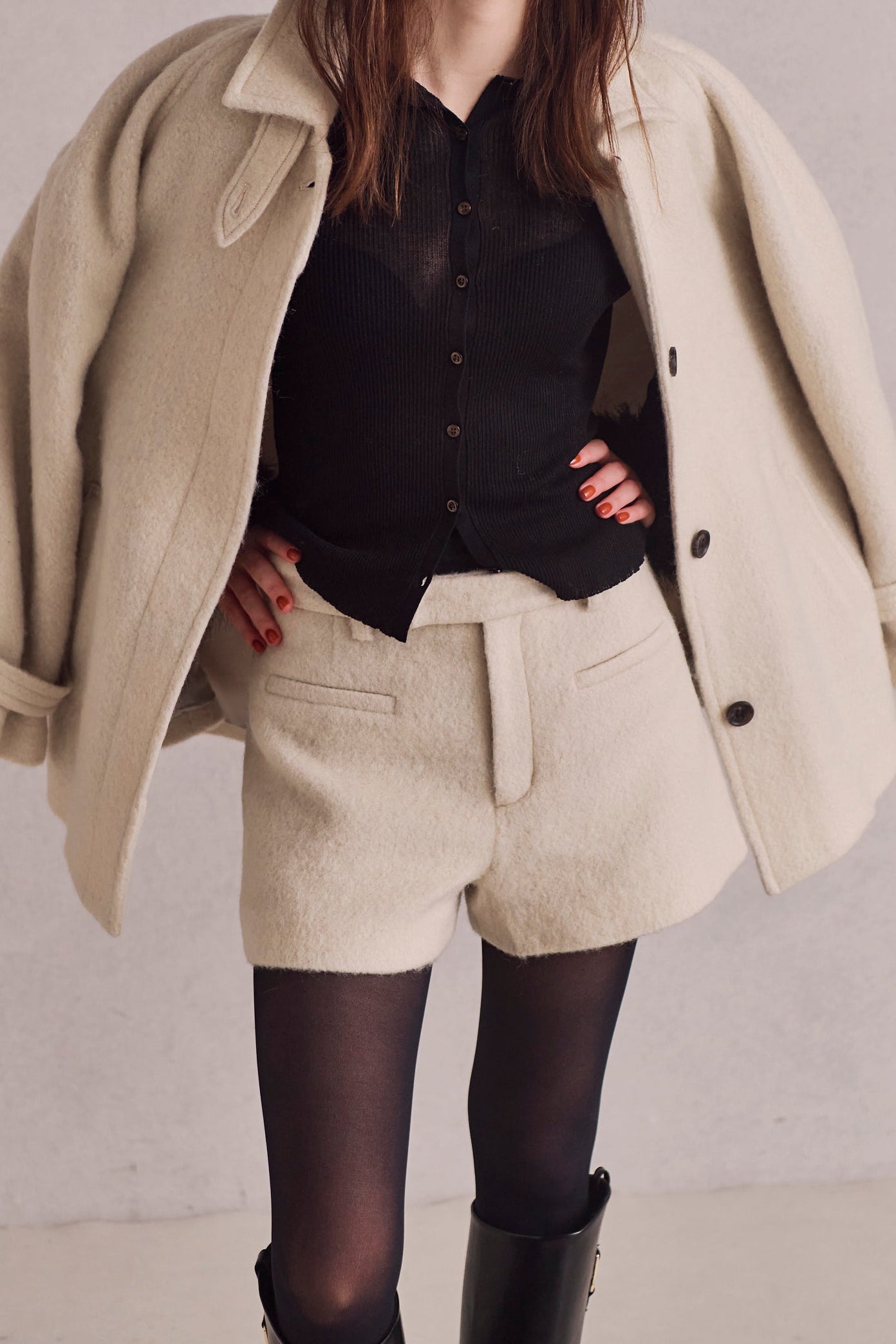 Loop cut shaggy shortpants