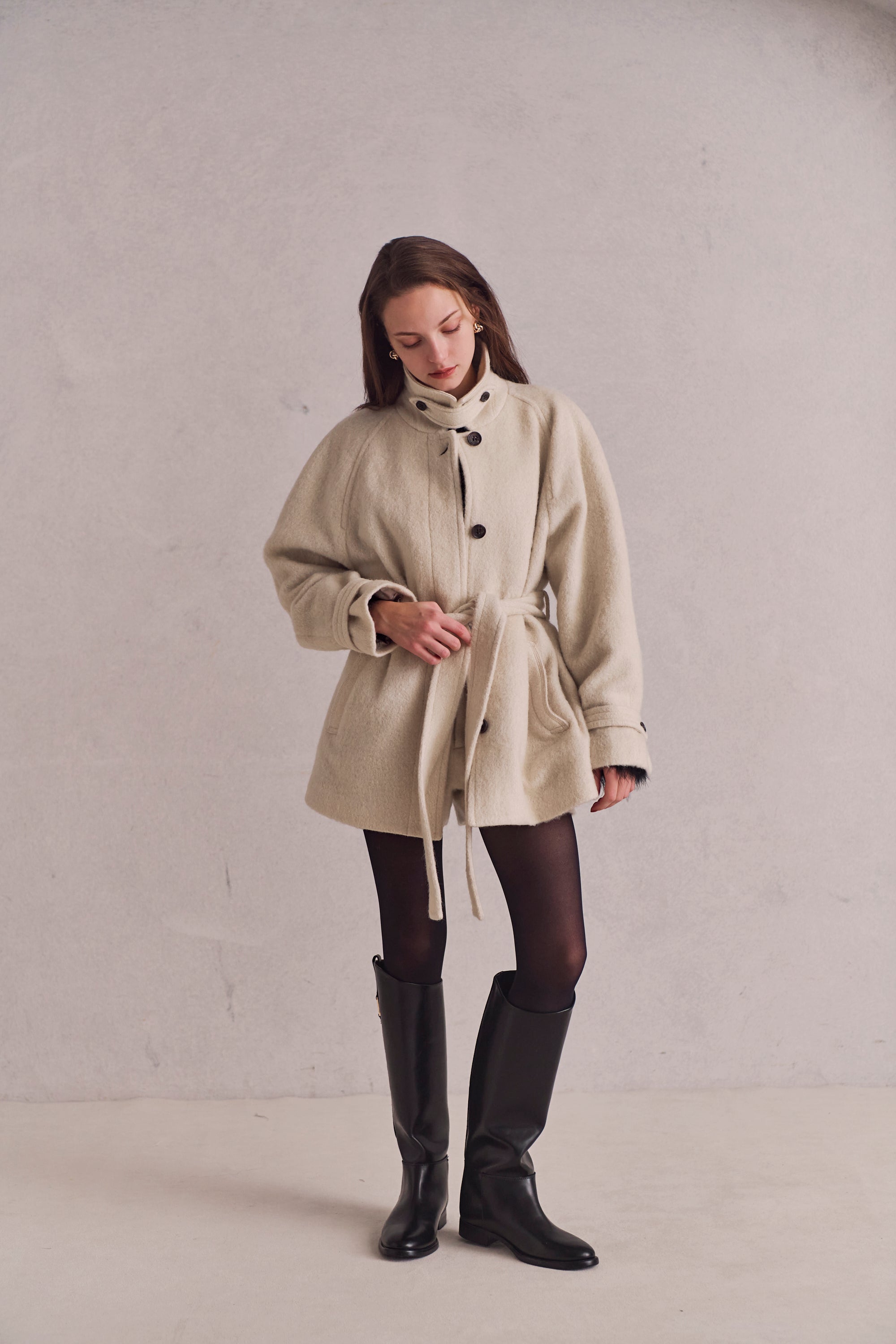 Loop cut shaggy coat