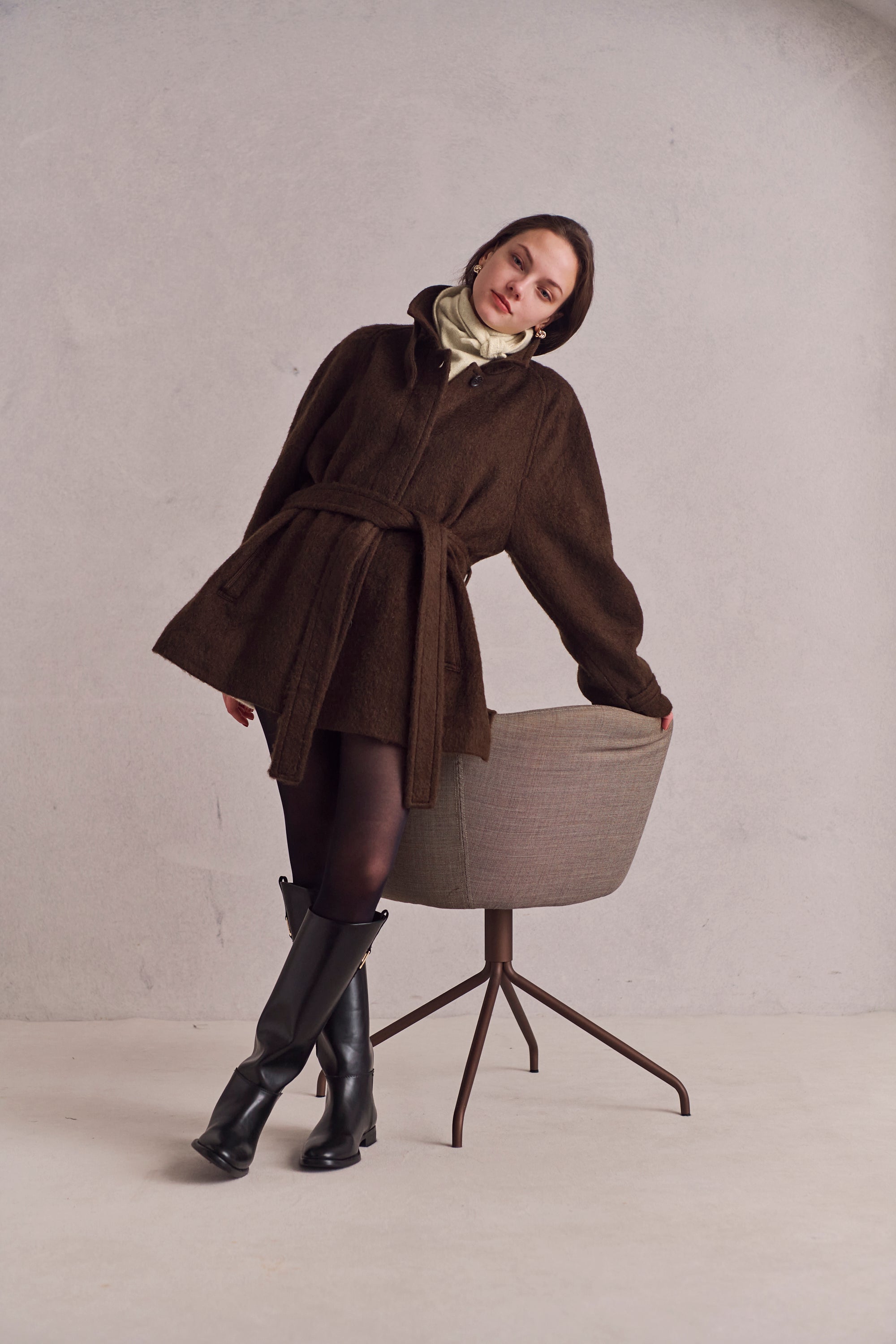 Loop cut shaggy coat