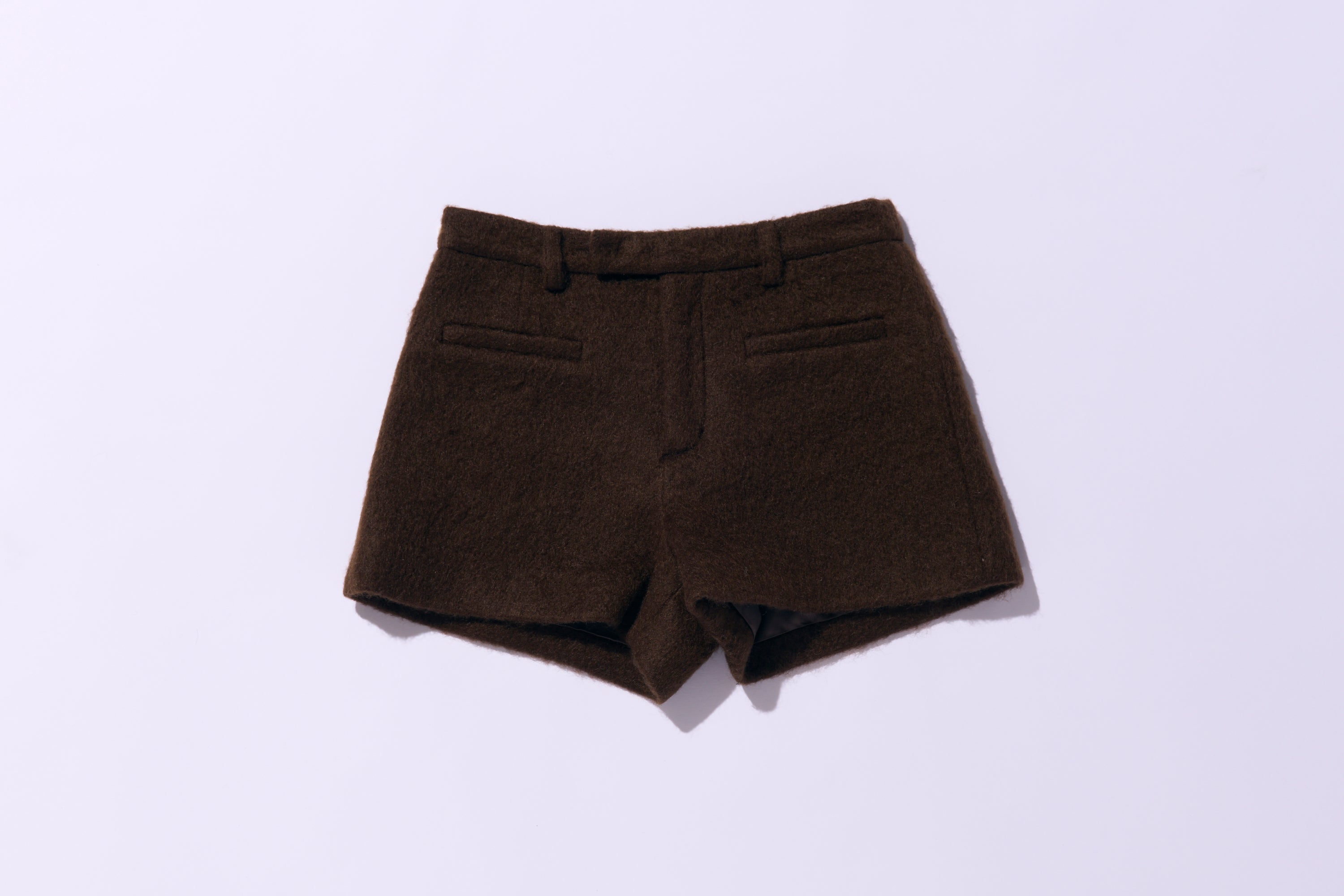 Loop cut shaggy shortpants