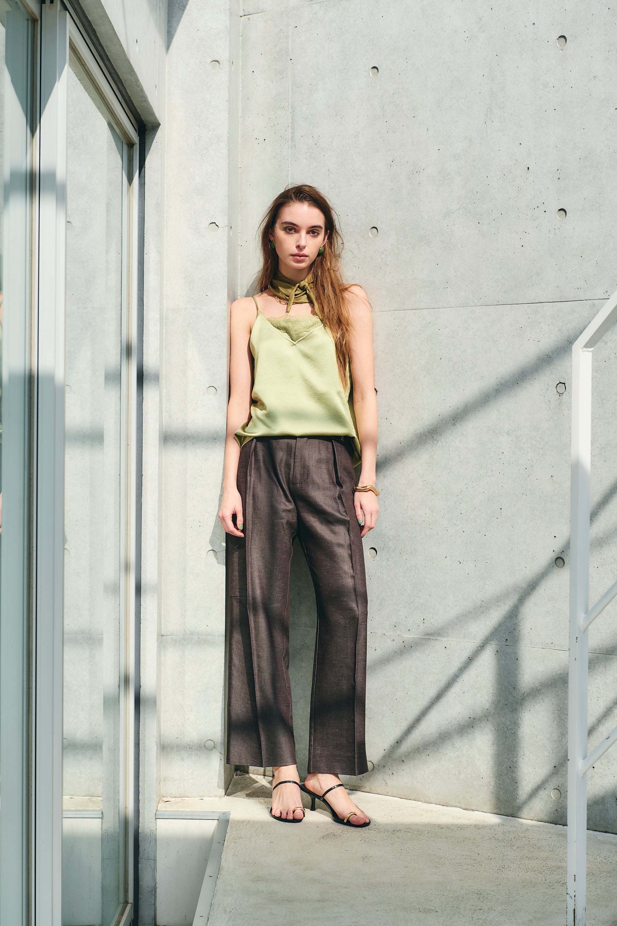 Flap straight pants