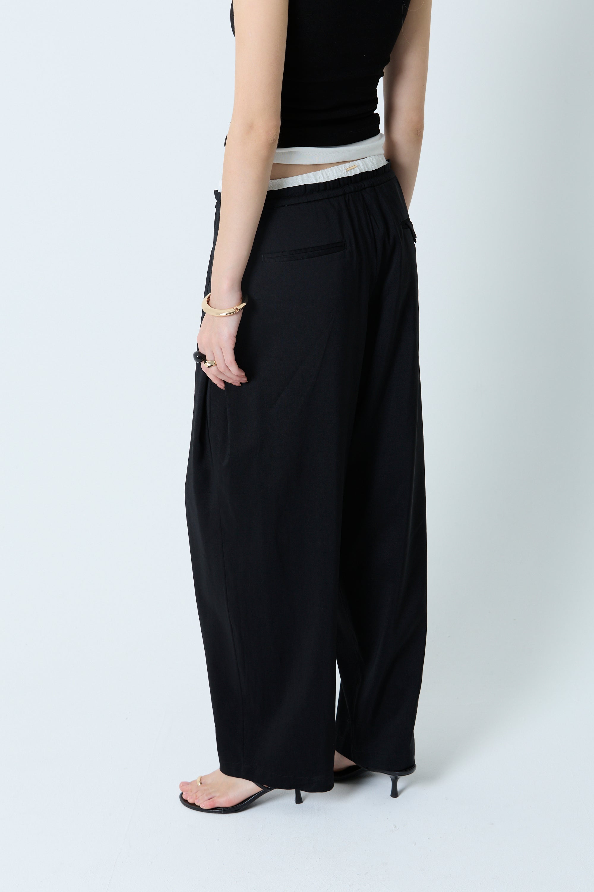 Linen barrel pants