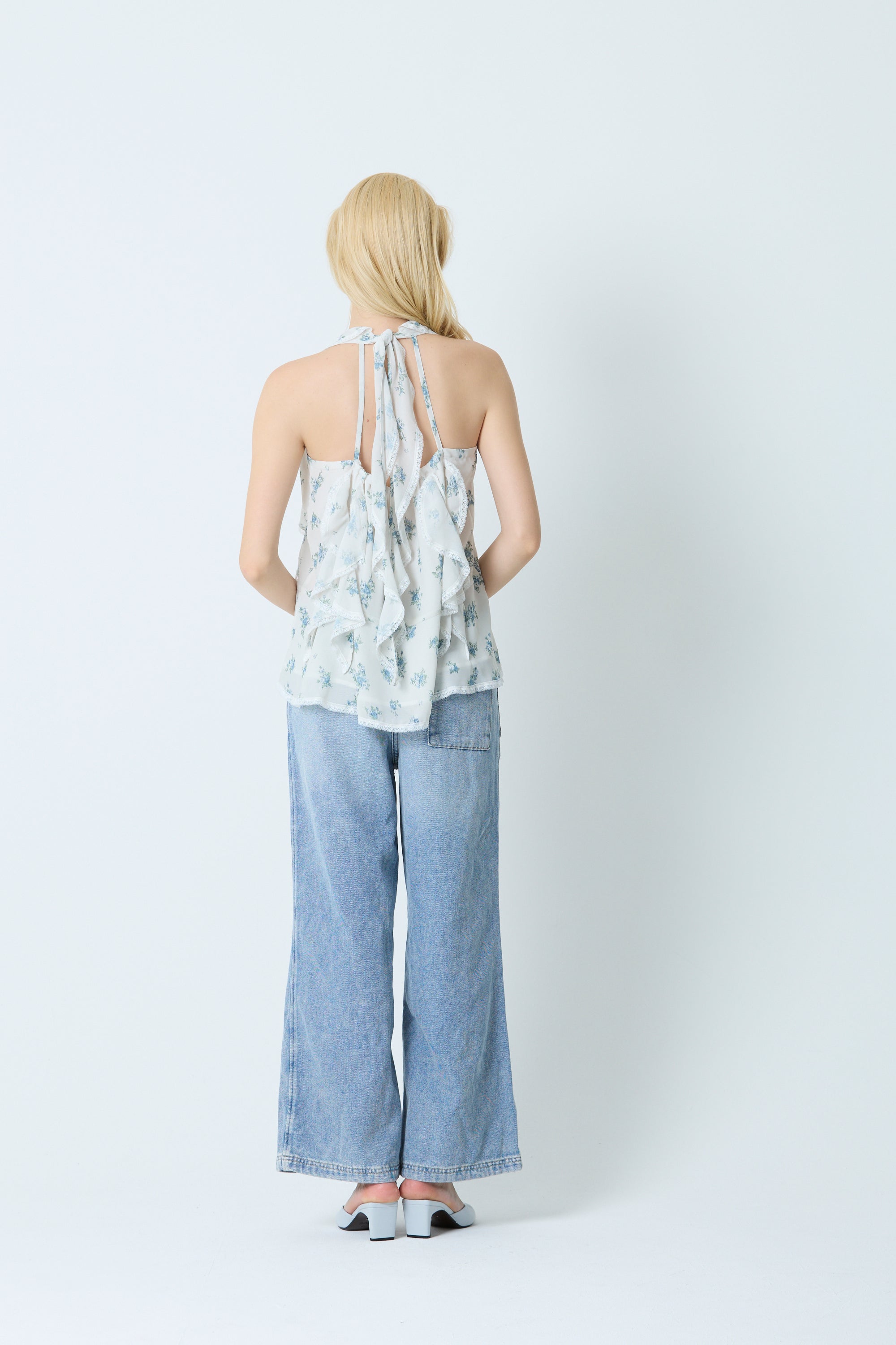 "Blurred flowers" Ruffle blouse