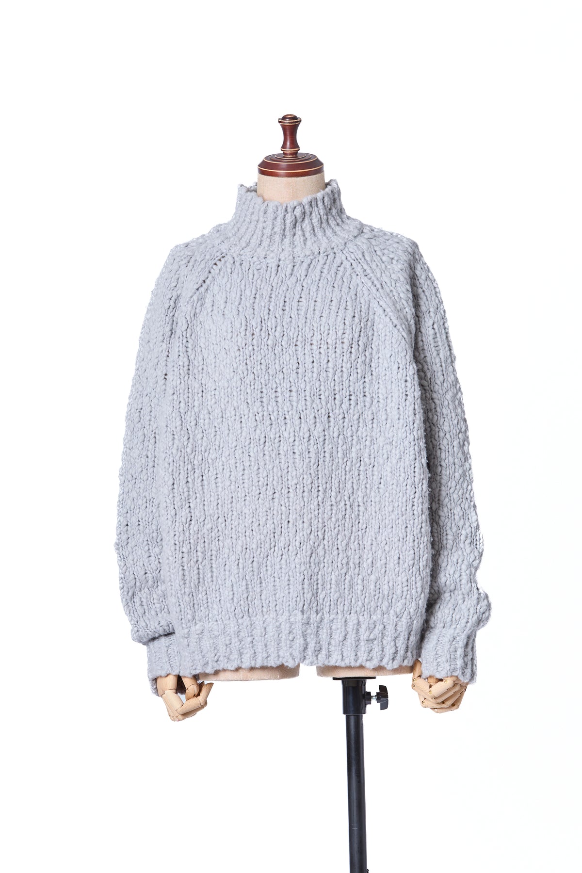Back-open slubyarn knit