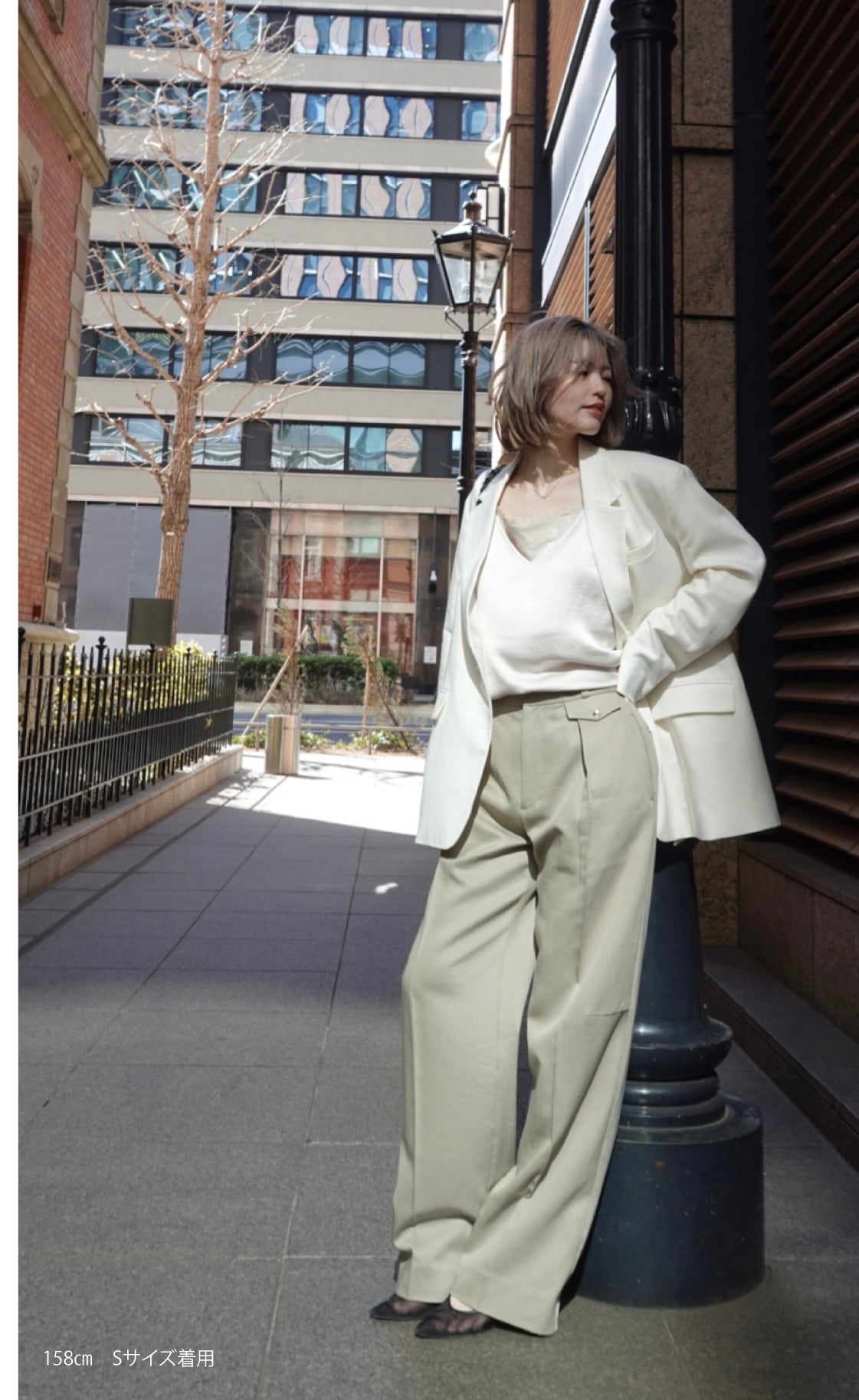 Flap straight pants