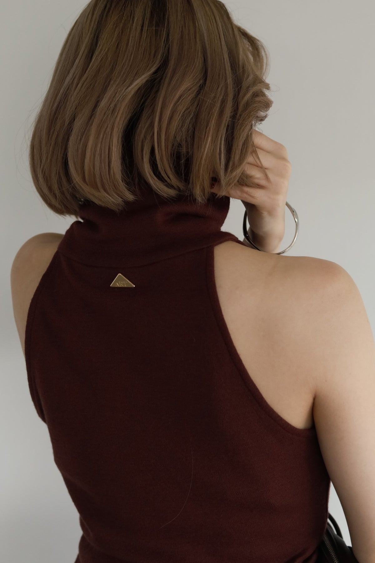 Halter neck wool tops