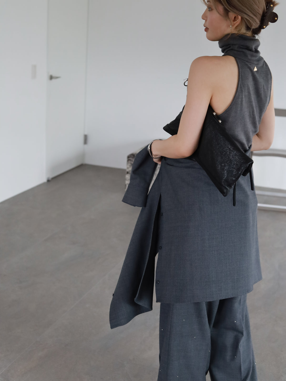 Halter neck wool tops
